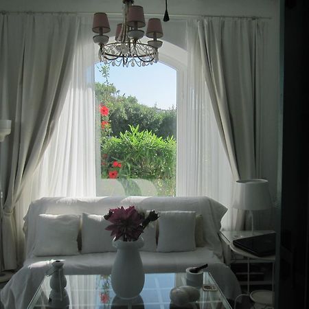 Diles Complex Apartment Ornos  Esterno foto
